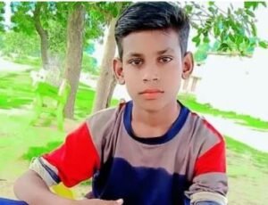 8वीं के छात्र ने लगाई फांसी