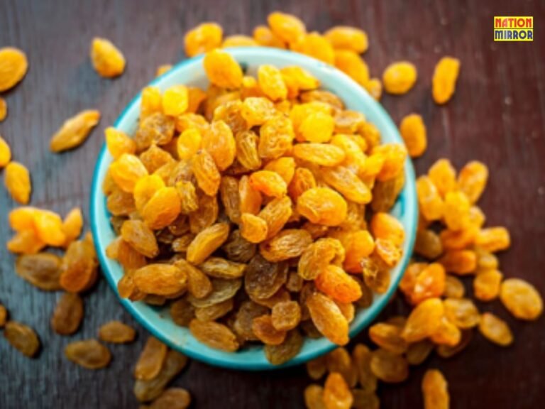 Benefits of Eating Raisins 1