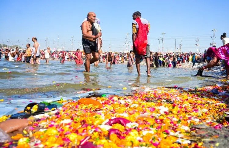 CPCB U-turn rivers water was suitable for bathing during mahakumbh