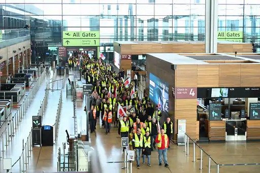 Employee strike in Germany, 3400 flights canceled at 13 airports 