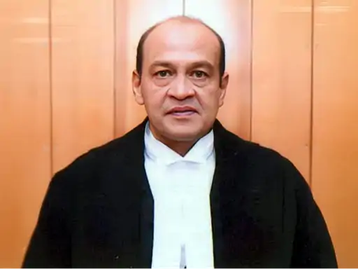 Delhi High Court Judge : 