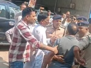 भूपेश के समर्थकों का हंगामा