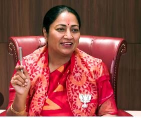 सीएम रेखा गुप्ता