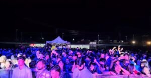 NIKHITA GANDHI CONCERT