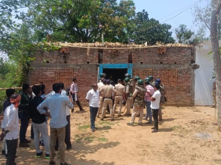 Mauganj Triple Suicide: