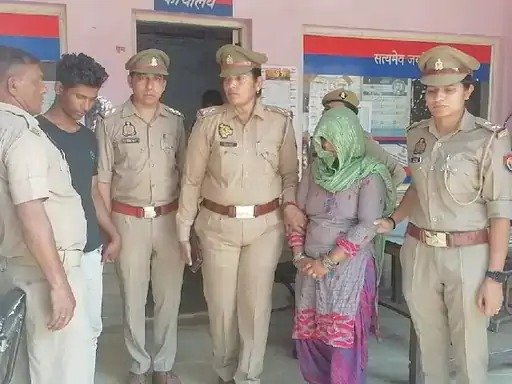 meerut wife murder husband snake attack viral news