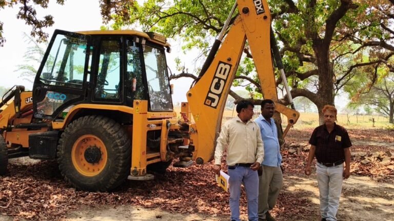 Lahar Attack on Tehsildar