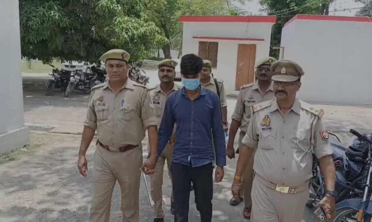 Bahraich petrol pump chori: