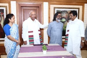 Hemant Soren Congress Leaders Meeting: