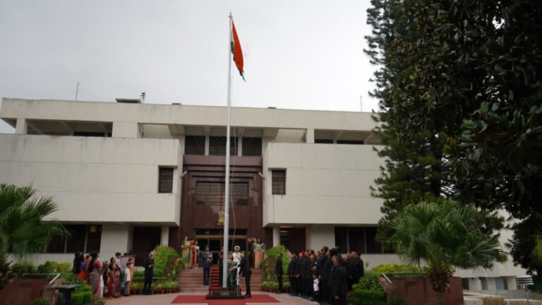  pakistan expels indian diplomat after espionage row