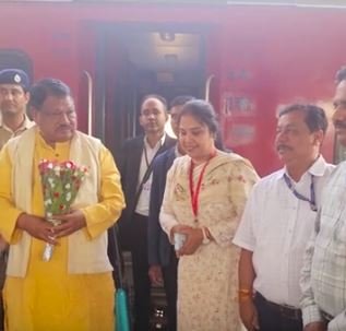 ट्रेन से लापता हुए मंत्री