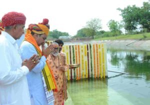 CM ने राजसमंद झील का पूजन 
