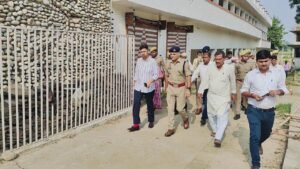 ट्रैफिक और सुरक्षा व्यवस्था पर जोर