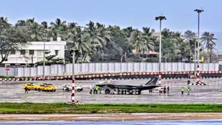 f35b grounded thiruvananthapuram hydraulic fault