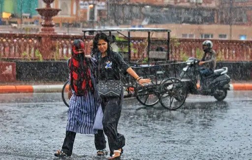 monsoon update-june 2025 heavy rain in gujarat maharashtra up