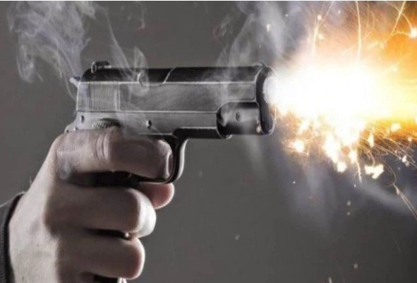 छात्रा की गोली मारकर हत्या