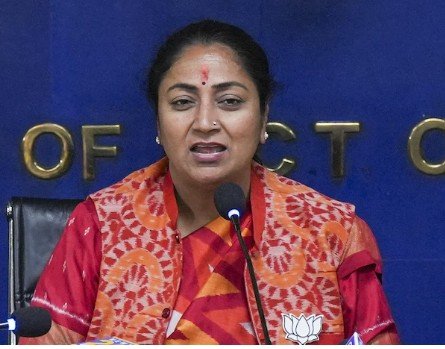 सीएम रेखा गुप्ता