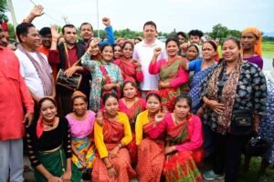 "हुड़किया बौल" का प्रदर्शन