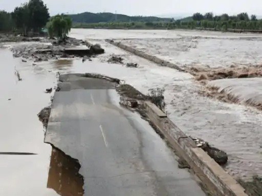 China Floods And Landslides Kill 34, Over 80,000 Evacuated In Beijing