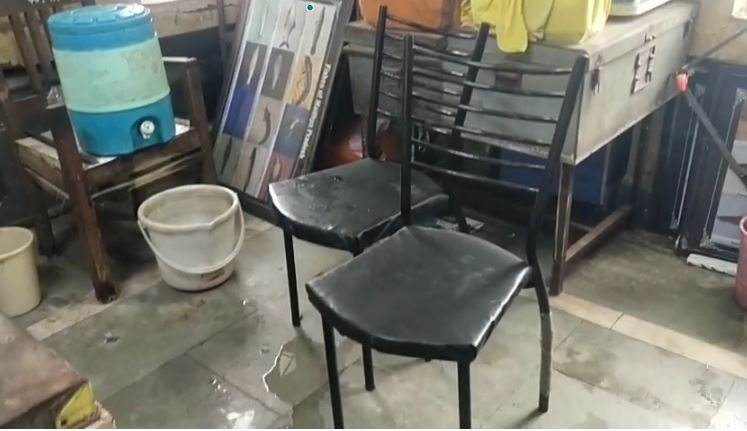 Harda collectorate building