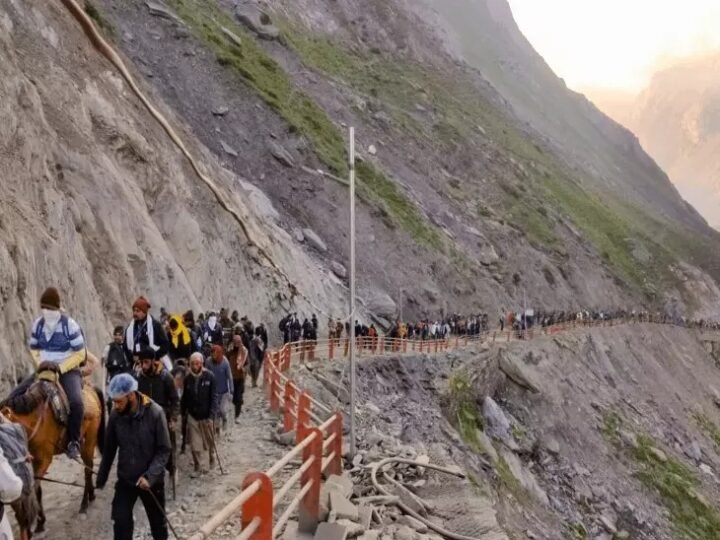 amarnath yatra 2025 3 lakh devotees security arrangements 