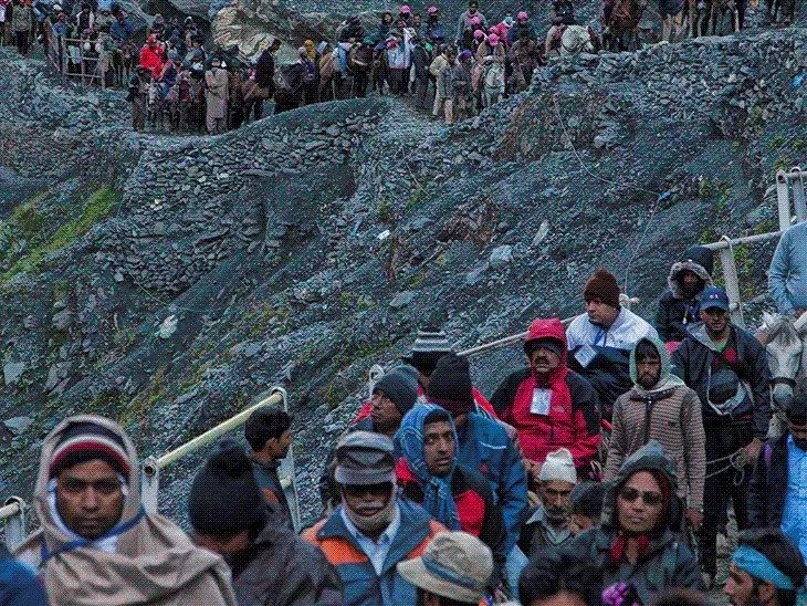 amarnath yatra 2025 50k devotees 5th batch rain security update