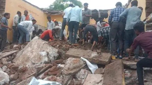 rajasthan jhalawar school roof collapse 7 dead 