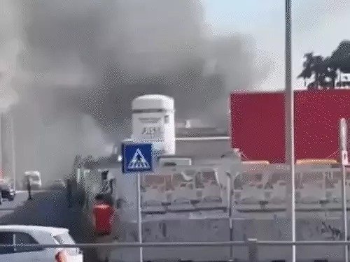 Rome Gas Depot Blast 21 Injured 300 m Debris Scattered