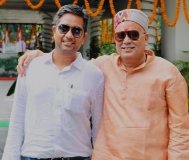 बेटे चेतन्य के साथ भूपेश बघेल