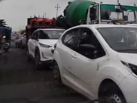 भोजपुर जाने वाले रास्ते पर जाम