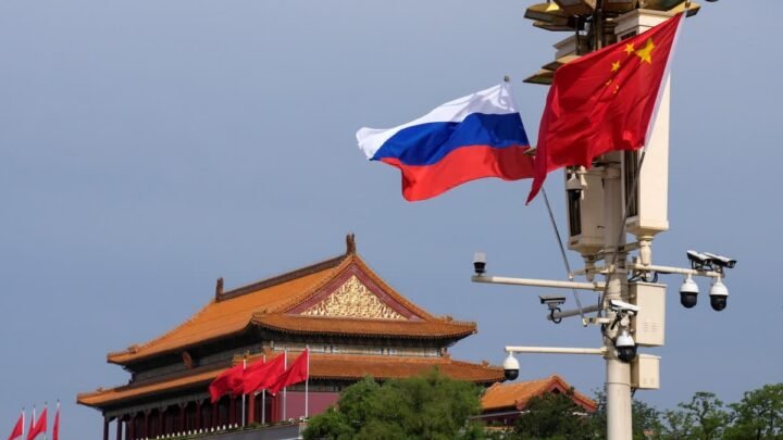 China Rejects US Demand to Stop Buying Russian and Iranian Oil
