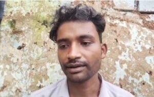 प्रकाश, मृतका का पुत्र