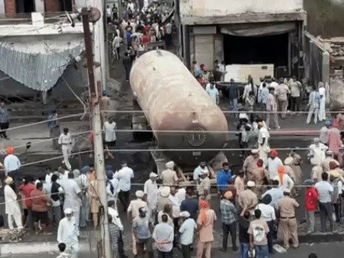lpg tanker blast punjab hoshiarpur gas explosion illegal lpg trade