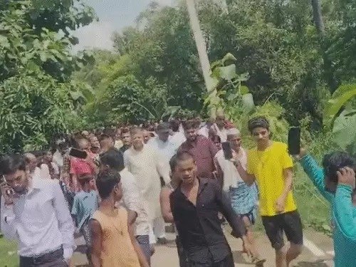 nalanda mob attacks bihar minister compensation protest accident victims