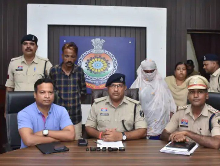 पुलिस हिरासत में आरोपी