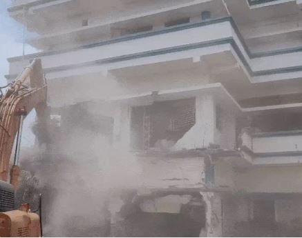 मछली महल जमीदोज