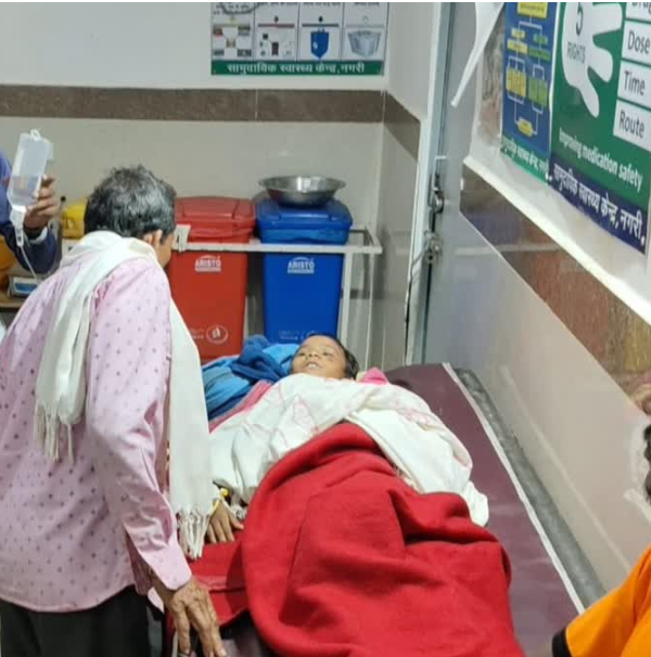 मासूम पर कुत्तों का हमला