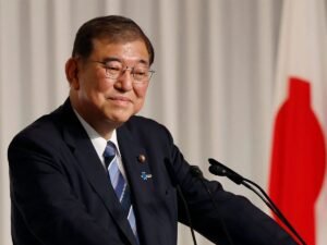  प्रधानमंत्री शिगेरु इशिबा