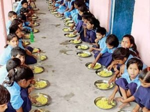 बच्चों को फूड पॉइजनिंग