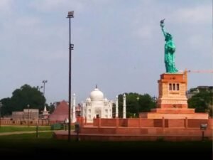 अजमेर के सेवन वंडर्स पार्क पर चला बुलडोजर