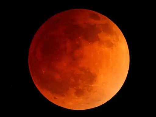  blood moon tonight india total lunar eclipse 2025 