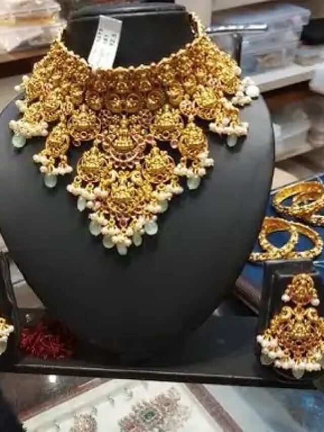 Gold Up, Silver 20,000 Down अब क्या करें निवेशक?