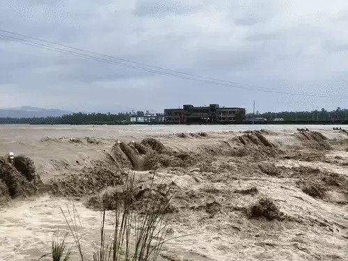 heavy-rain-alert-58-districts-up-bihar kasganj-floods-dharamshala-snow