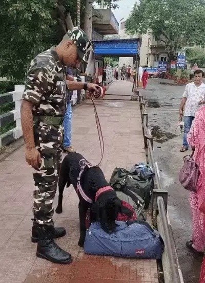 nepal jail break news indo nepal border closed trucks stuck border