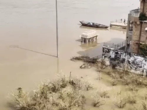 rajasthan rain record landslide kullu ahmedabad electric death up flood 2025