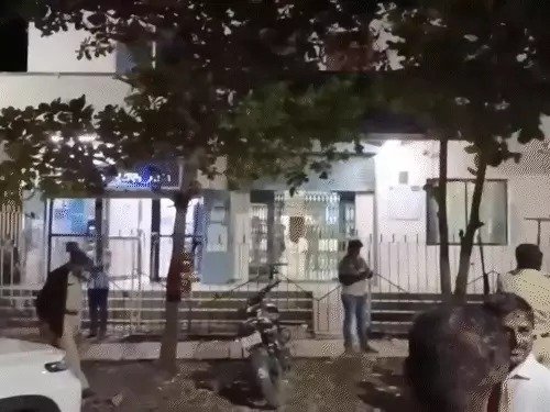 karnataka-sbi-bank-robbery-21-crore-gold-cash-loot 