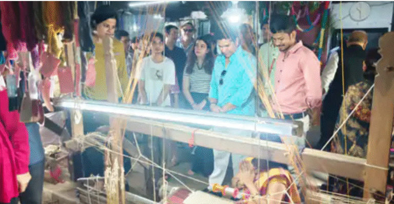 महेश्वर में सचिन तेंदुलकर