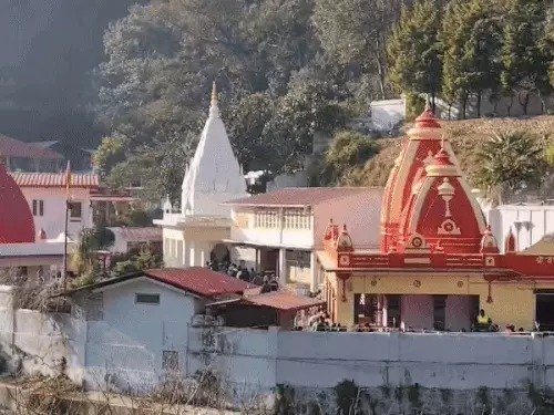 Baba Neem Karoli Kainchi Dham Youth Visit Rise News Update