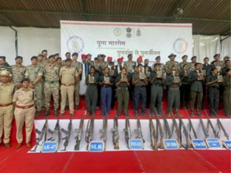 Kanker Naxalites surrender