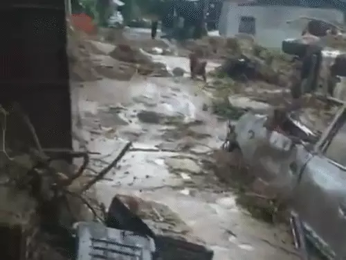 Darjeeling Landslide Cyclone Shakti 13 Dead in Bengal Rain